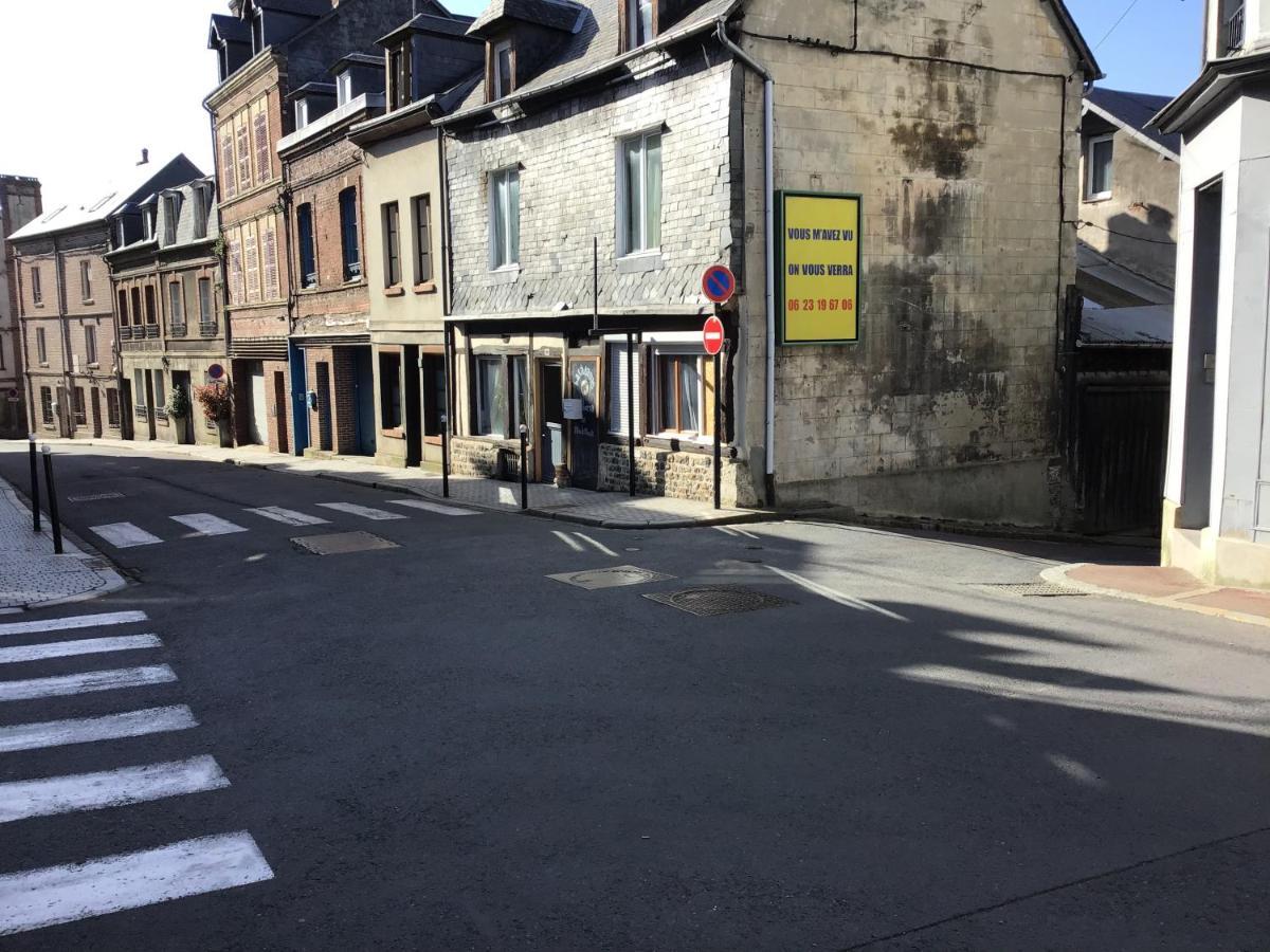 Appartement Medicis Avec Garage Honfleur Exterior photo